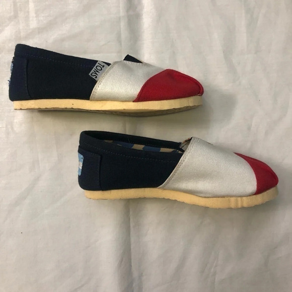 Toms Red/White/Blue Slip-on Shoes Toddler Size 3/4  (17cm) - Picture 4 of 7